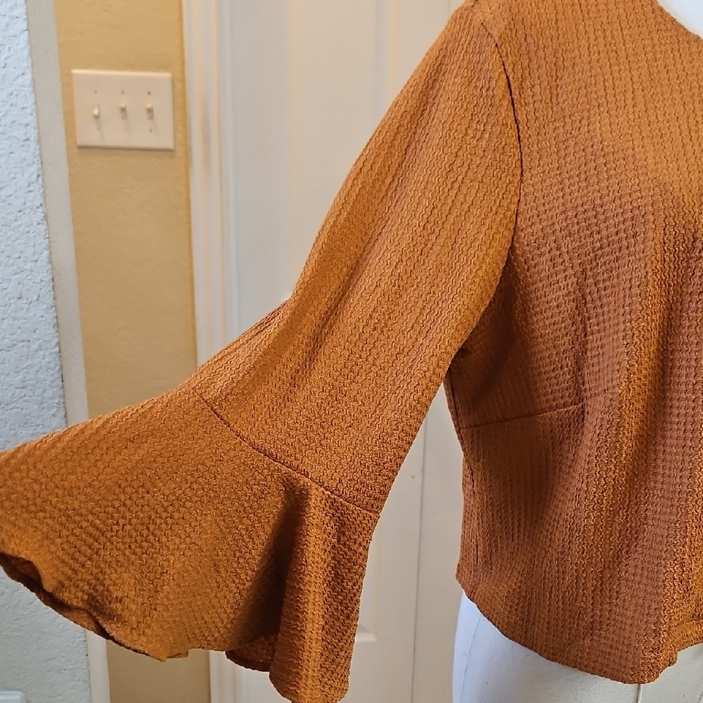 Perceptions Open Front Textured Cardigan with Bell Ruffle Sleeves Size L - Picture 3 of 8